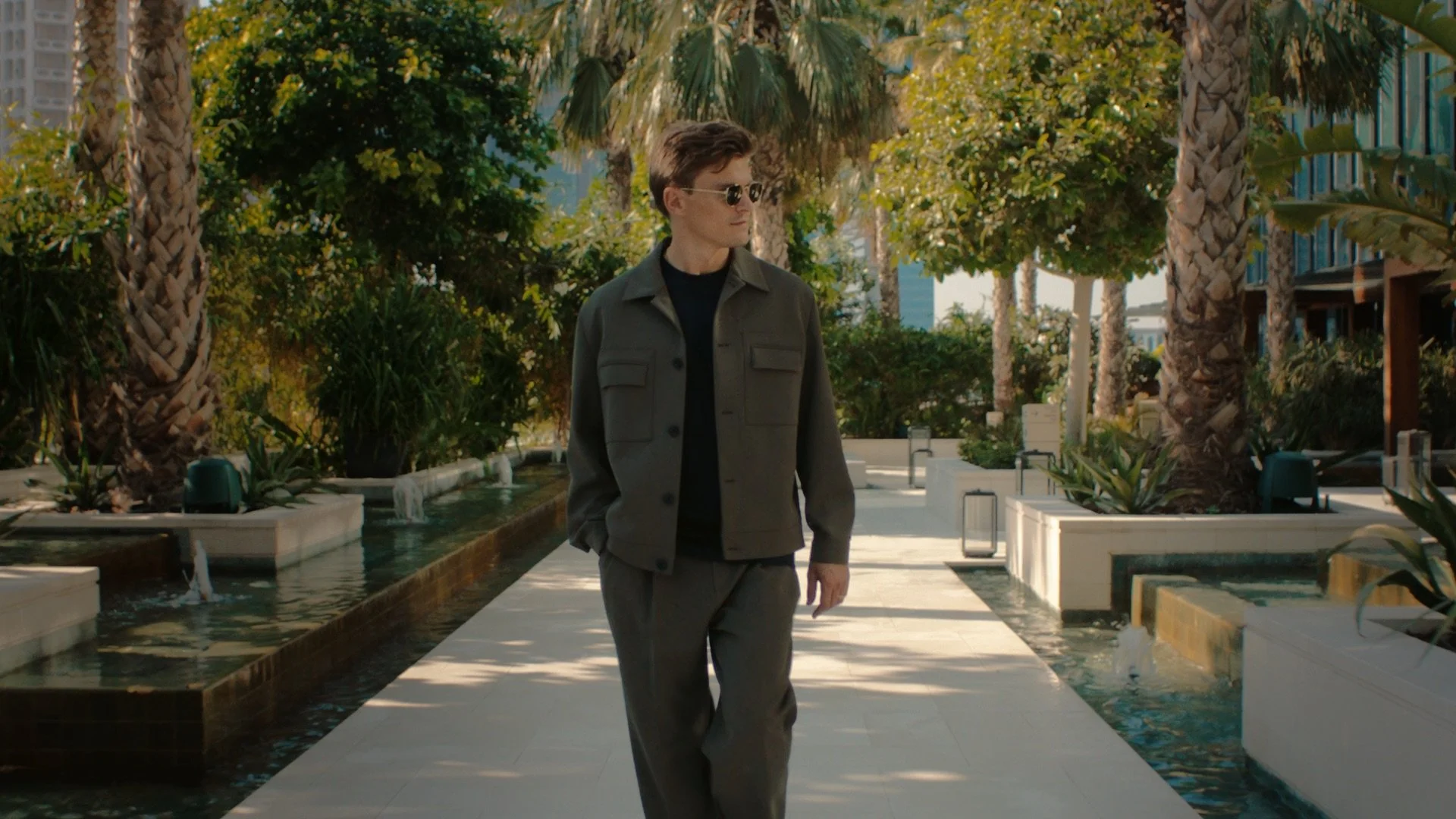 Travel Better with Oliver Cheshire
