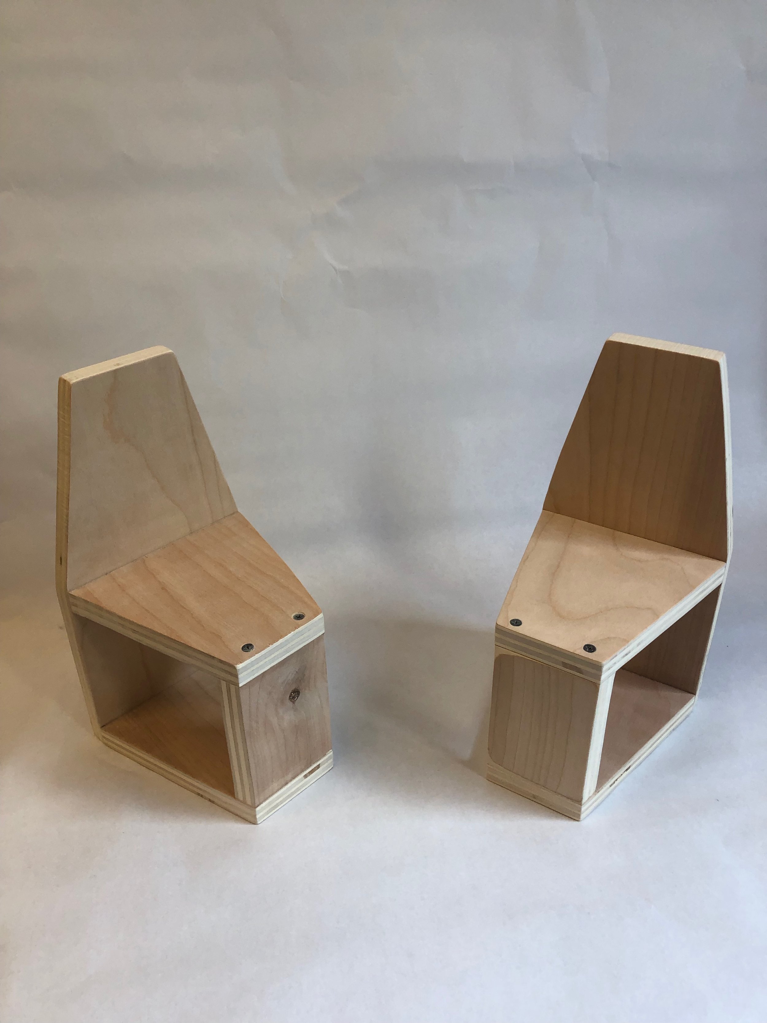 Different ways of using the chair