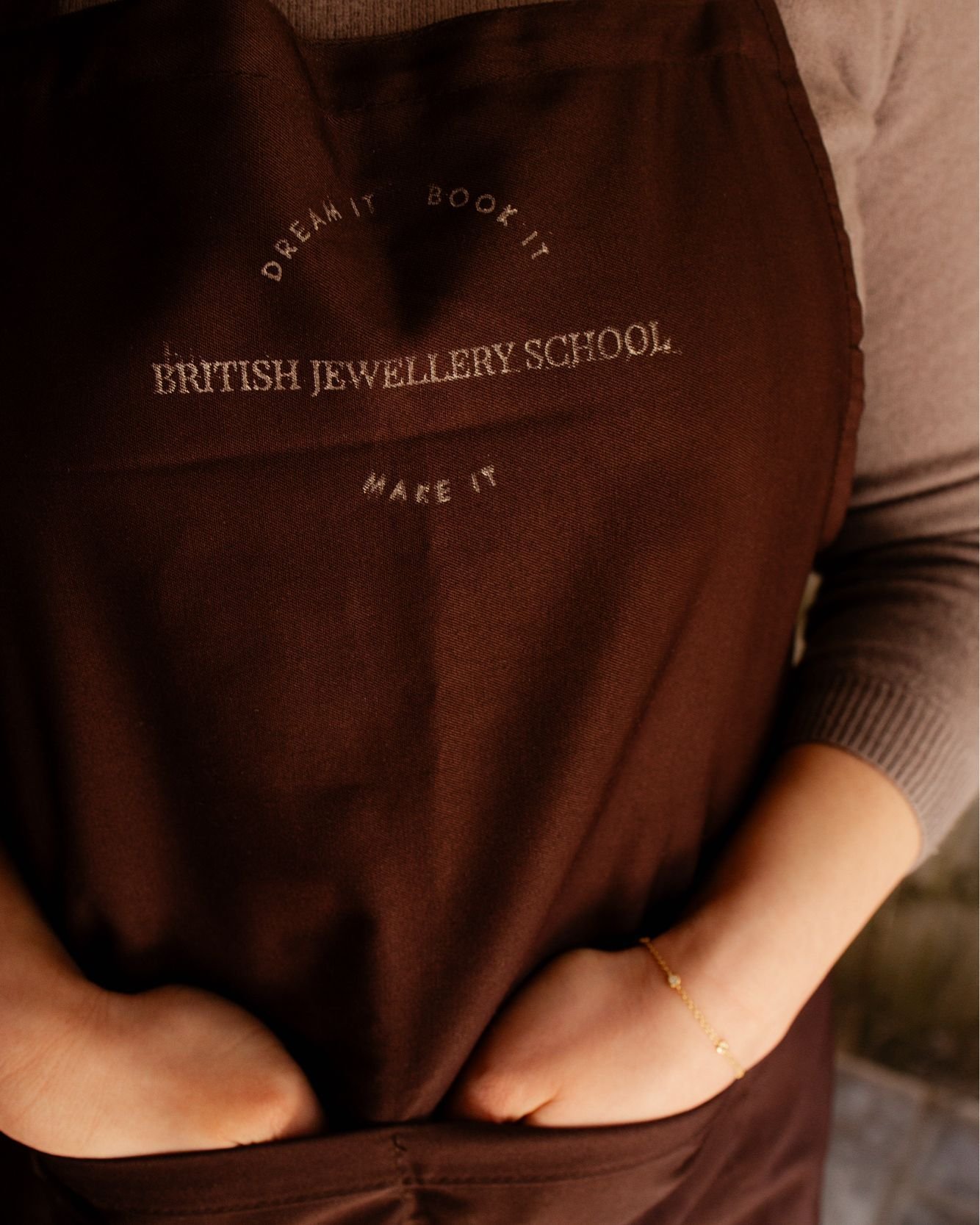 At the British Jewellery School, we offer a variety of workshops tailored to different skill levels and interests. From beginner classes focusing on basic techniques to advanced workshops exploring intricate designs, there's something for everyone. D