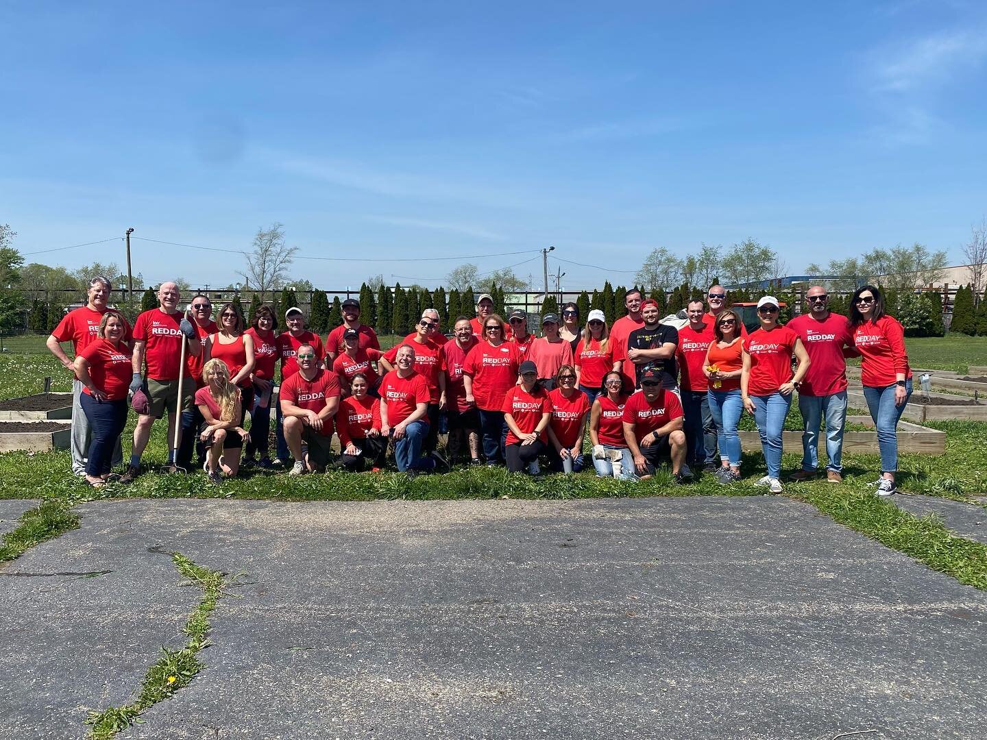 We want to give a big shout out to the volunteers from @kellerwilliamsrealty for coming out to RSA on RED DAY and working with the students and staff to help get our garden ready for planting. Thank you!!! 
Lunch made and served by students at @gathe