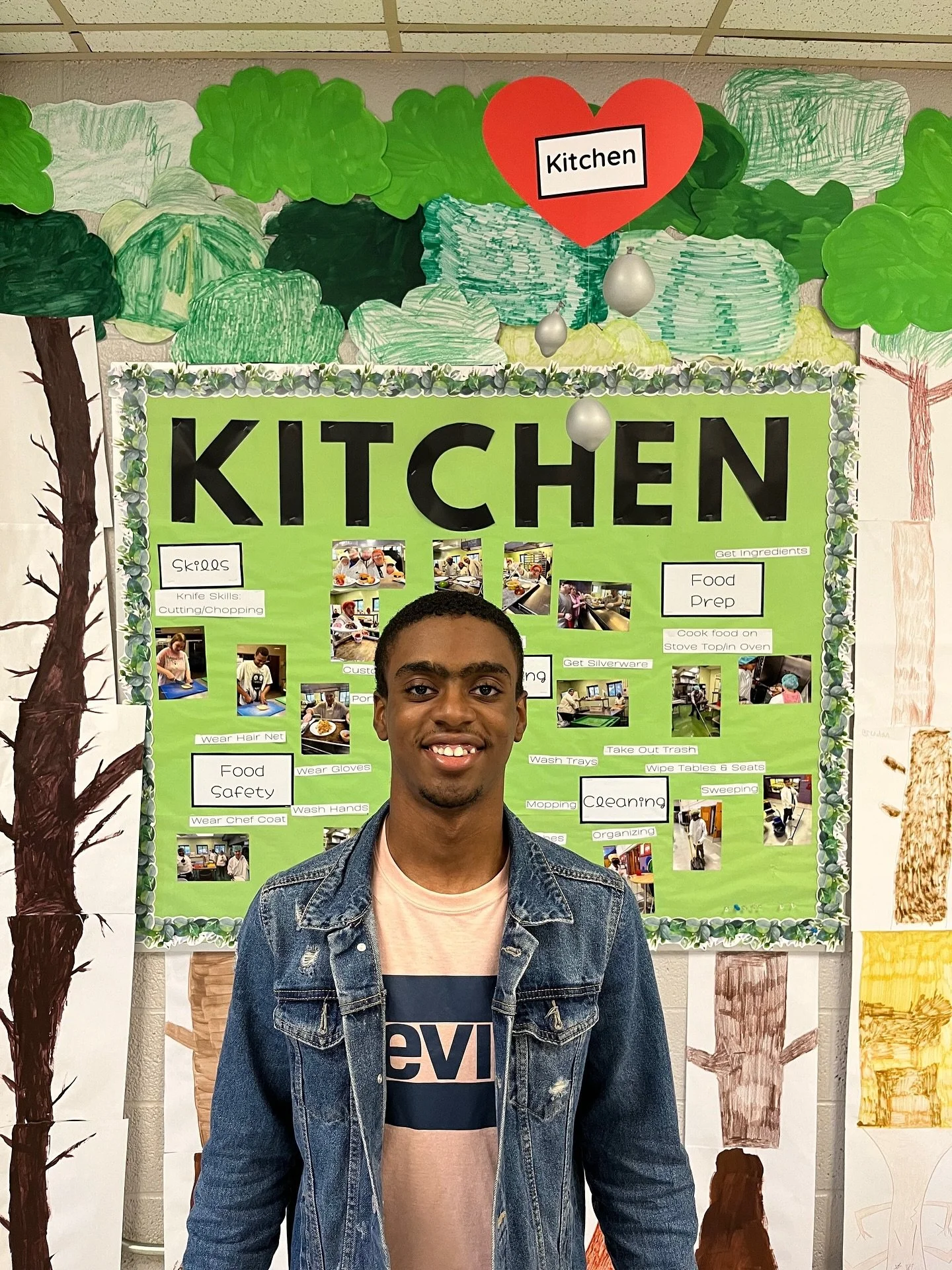 ✨ Follow the Yellow Brick Road to Success! ✨
Before the Harvest Dinner, guests enjoyed our annual Student Showcase &amp; Marketplace&mdash;a celebration of the creativity, skills, and achievements of Rising Stars Academy students. 💙💛

From interact