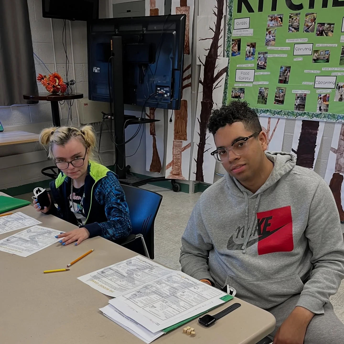A big THSNK YOU to Extra Credit Union for visiting Rising Stars Academy and leading an engaging lesson on budgeting! 

Our students had a wonderful time learning real-world financial skills in a fun and interactive way. 

We&rsquo;re so grateful for 