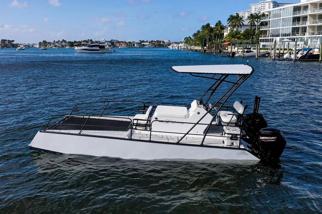 2025-cape-fear-catamarans-harpoon-power-9748561-20250405142311991-1_XLARGE.jpeg