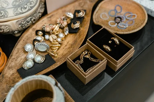 What to Do With Old Jewelry — Shopgoodwill.com