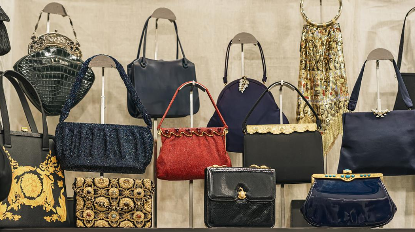 8 Best Vintage Handbags to Buy