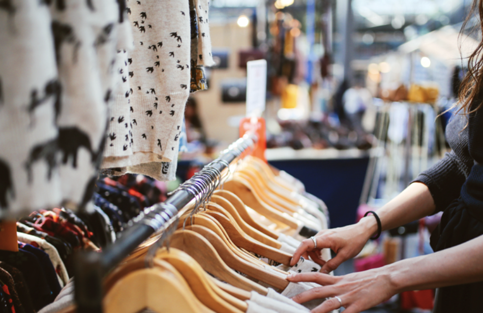 The Ultimate Guide to Thrifting Fall Fashion