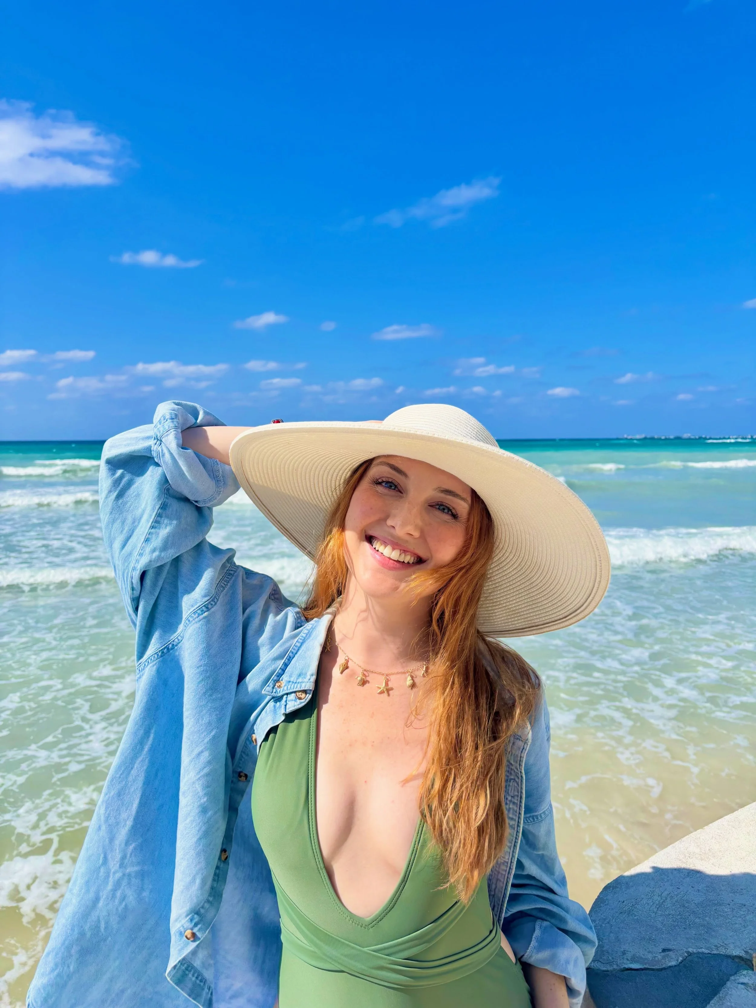 This little mermaid wears SPF 100 🐚