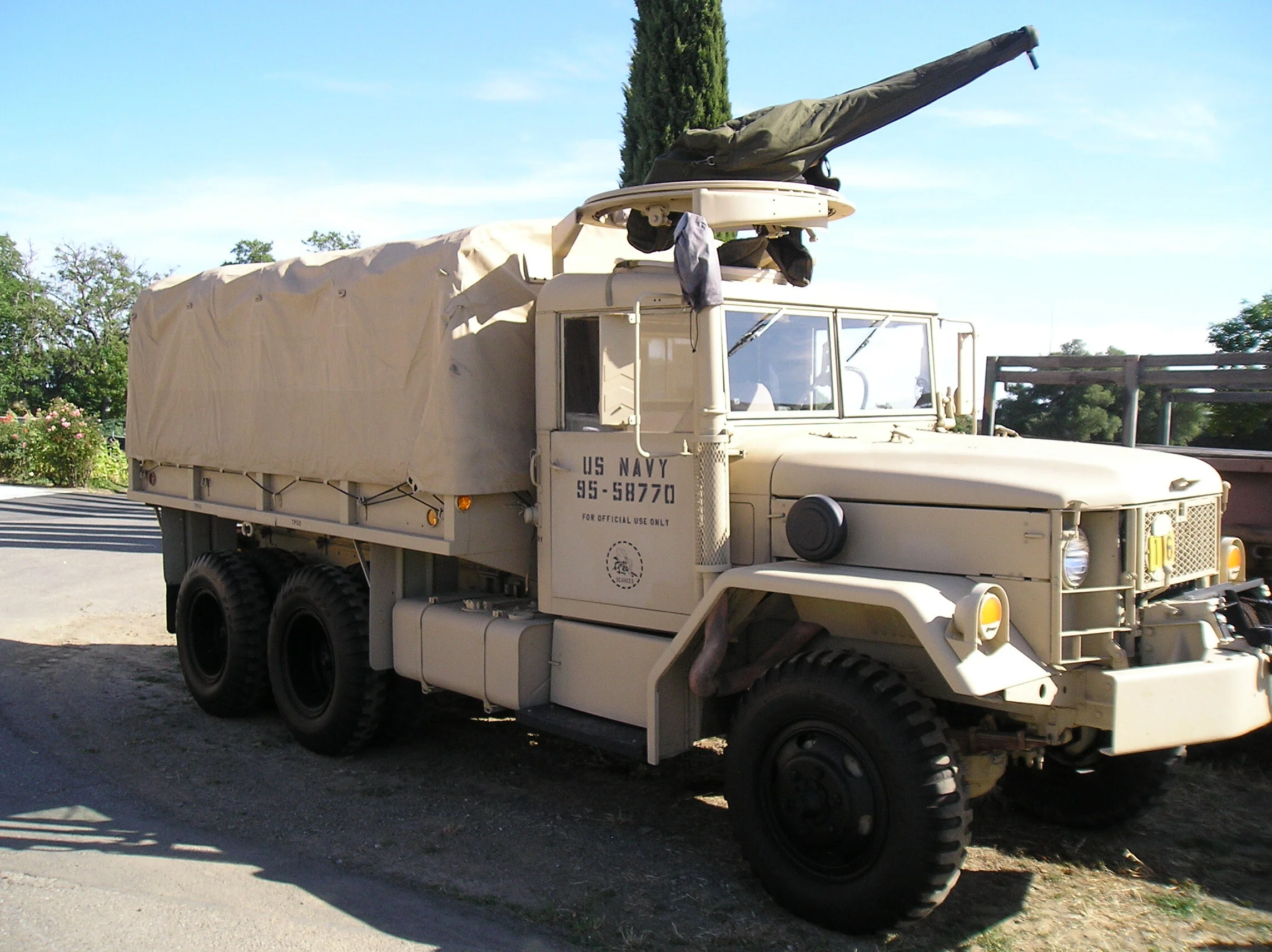 M35-2A 2 1/2 Ton Cargo Truck