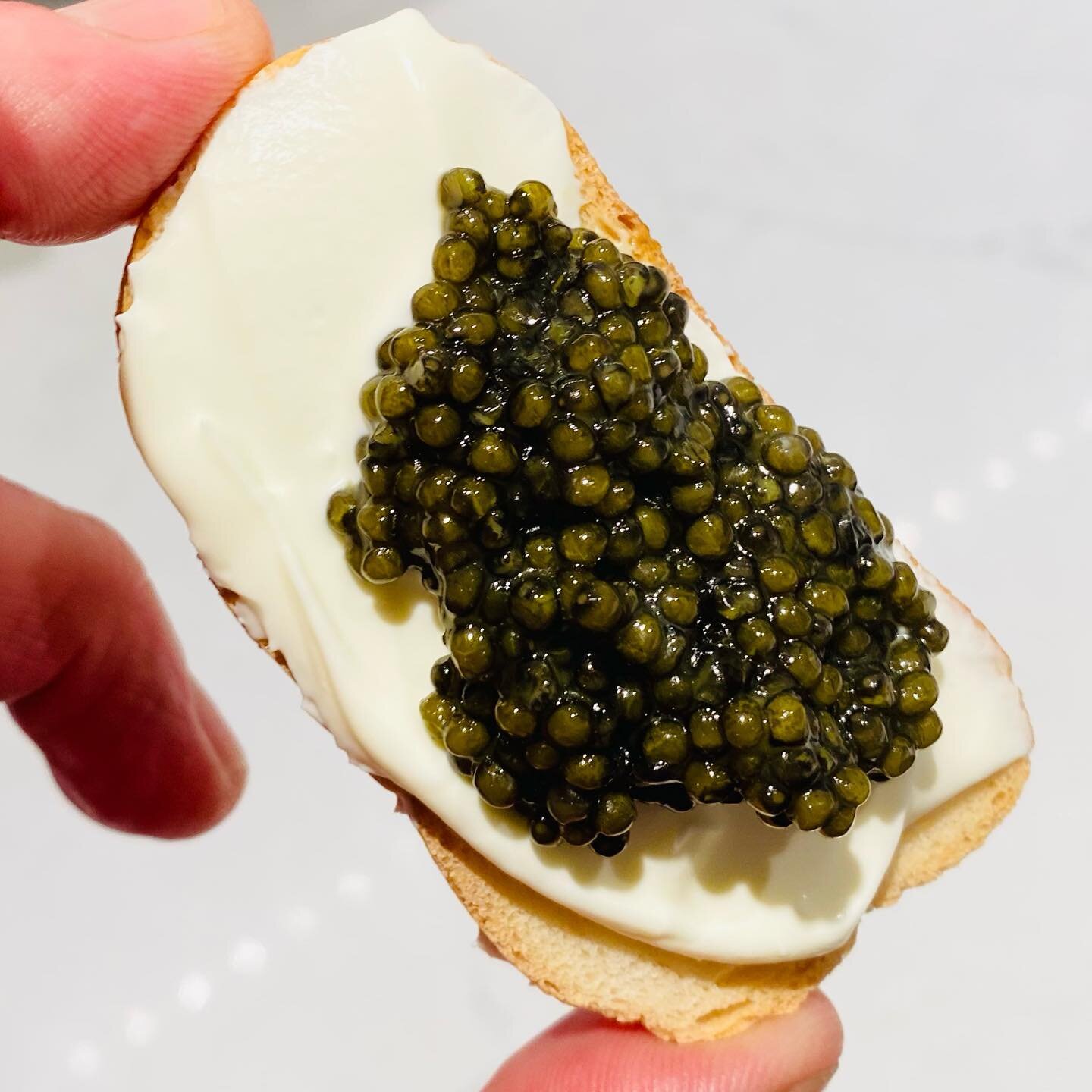 A little birthday caviar. 🤩🎂😋🥂#caviar #birthday #bd #gettingold #gettingolder #hb #hbd