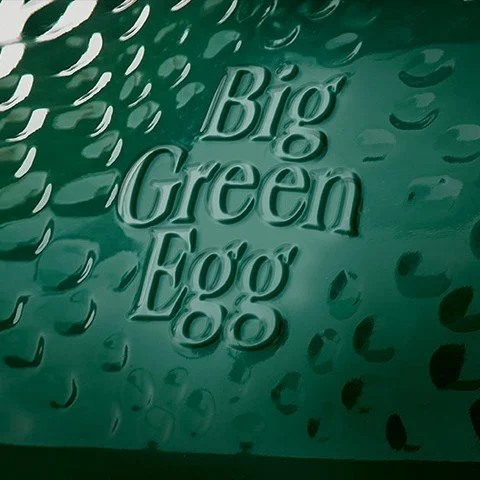 Roast, bake, grill, smoke... the Big Green Egg does it all! ✔️ Food so delicious, you'll want to make ALL your meals on it! 🍕 If you're ready to take grilling to the next level, visit the store and speak to an Eggspert. #MaineHardware #AceHardware #