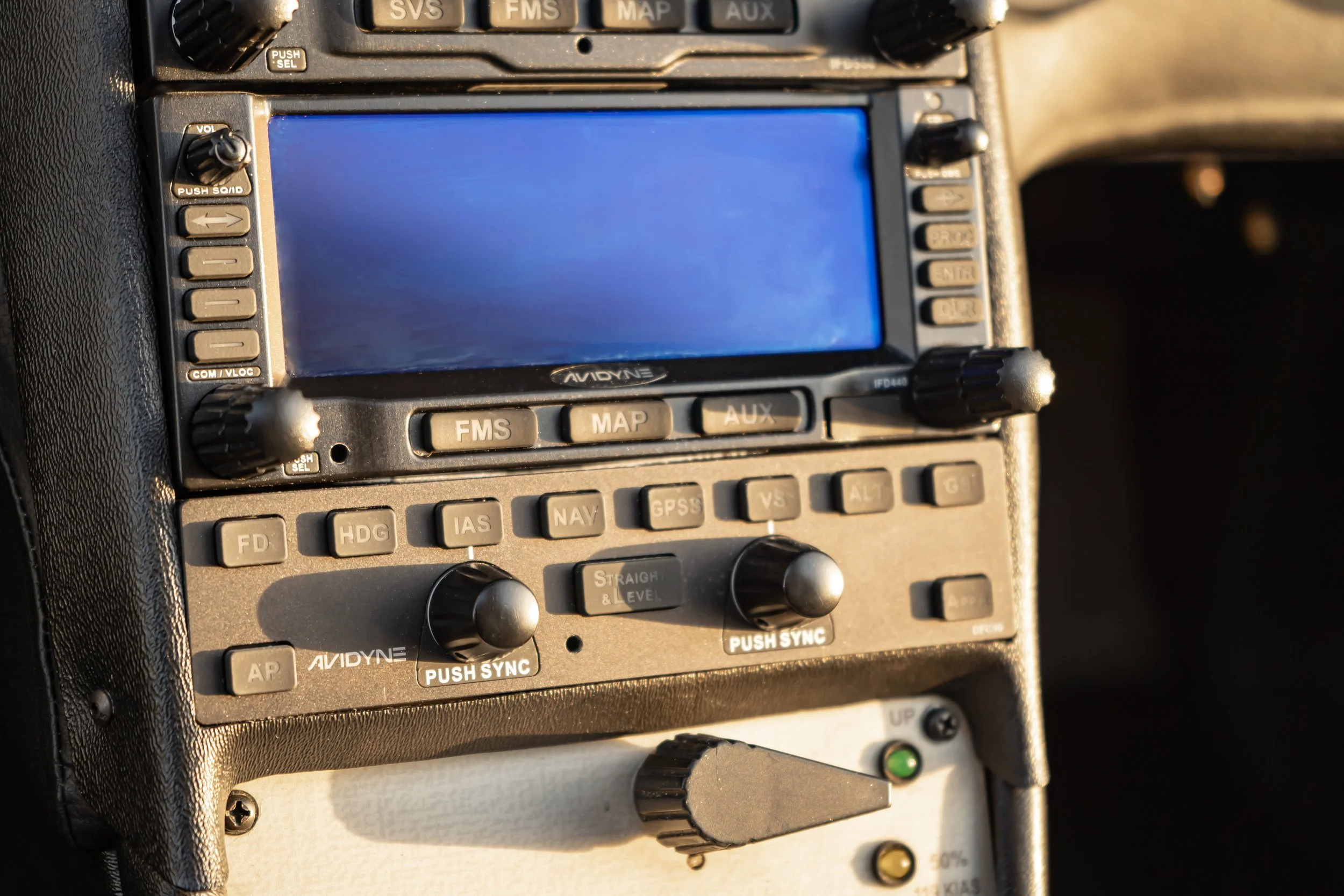 N466CD Interior-04.jpg