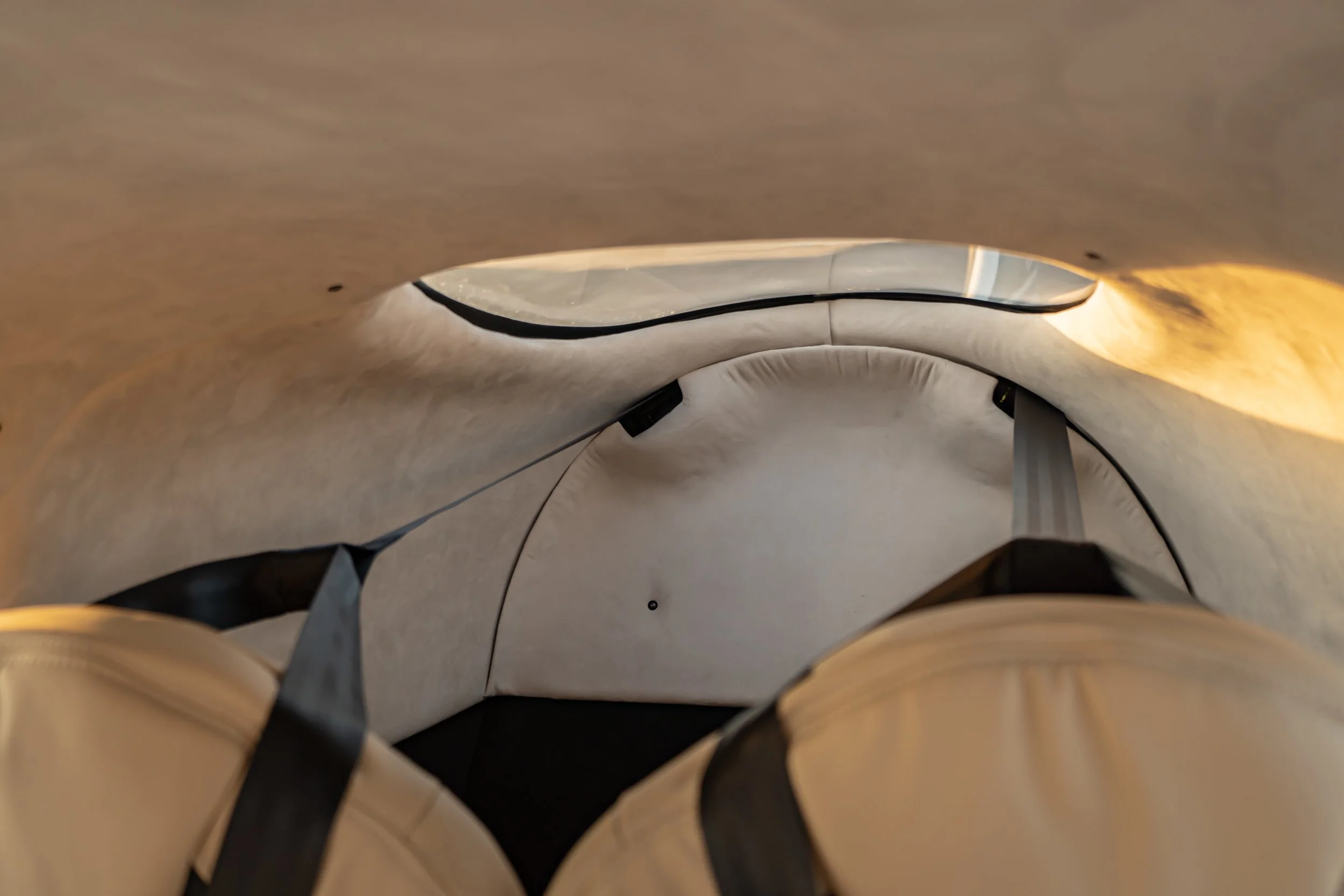 N466CD Interior-21.jpg