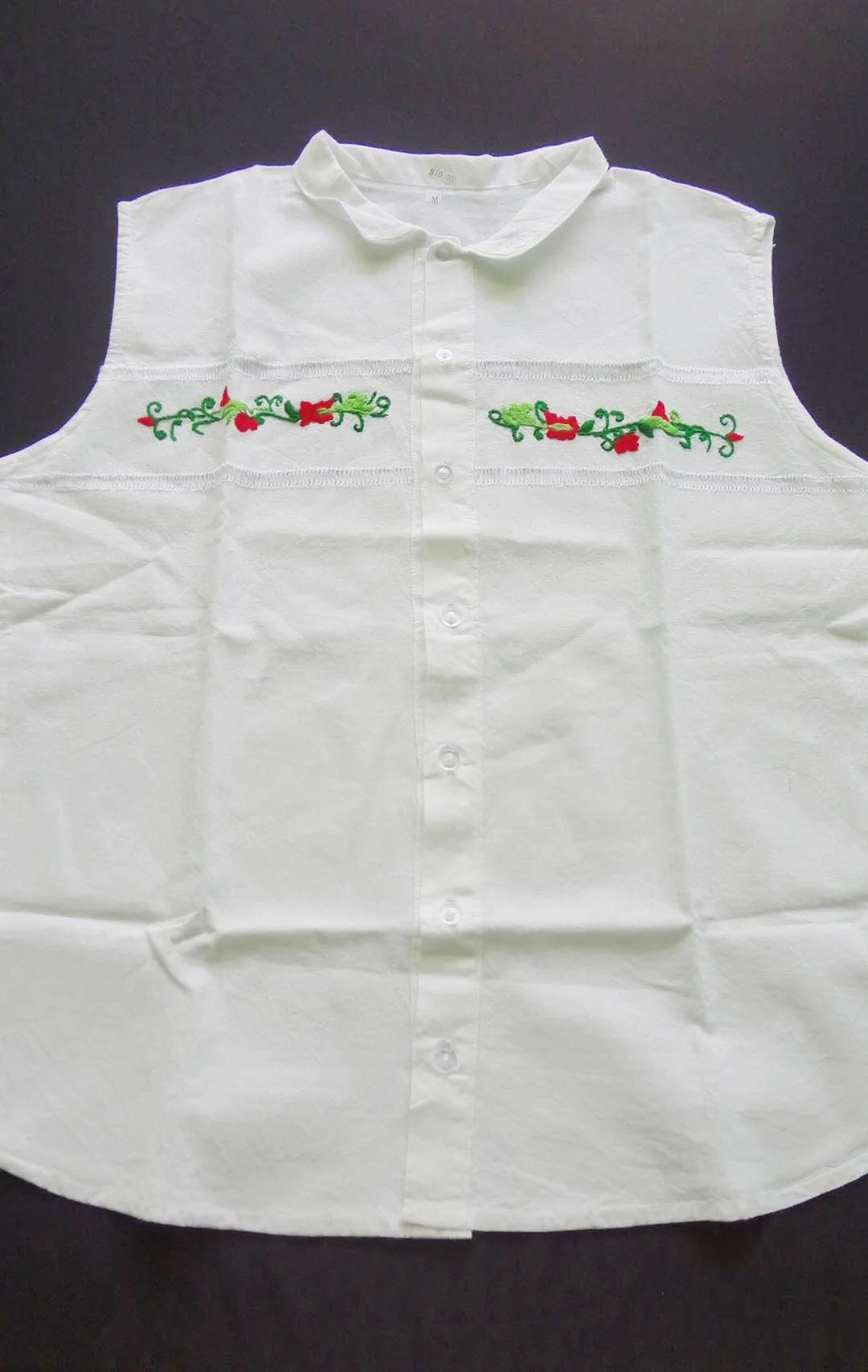 Blouse shirt collar with flower embroidery