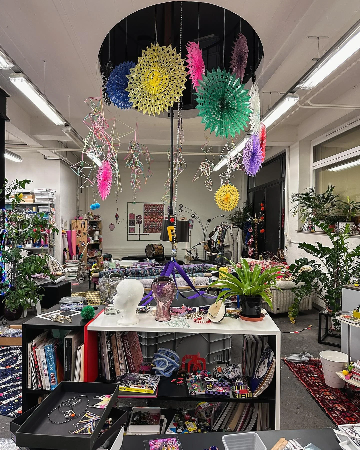 Studio, my creative hub where the magic happens 💜💜💜
#fabiennemorel #studio #joy #designer #creativespace #atelier #luzern #lucerne
