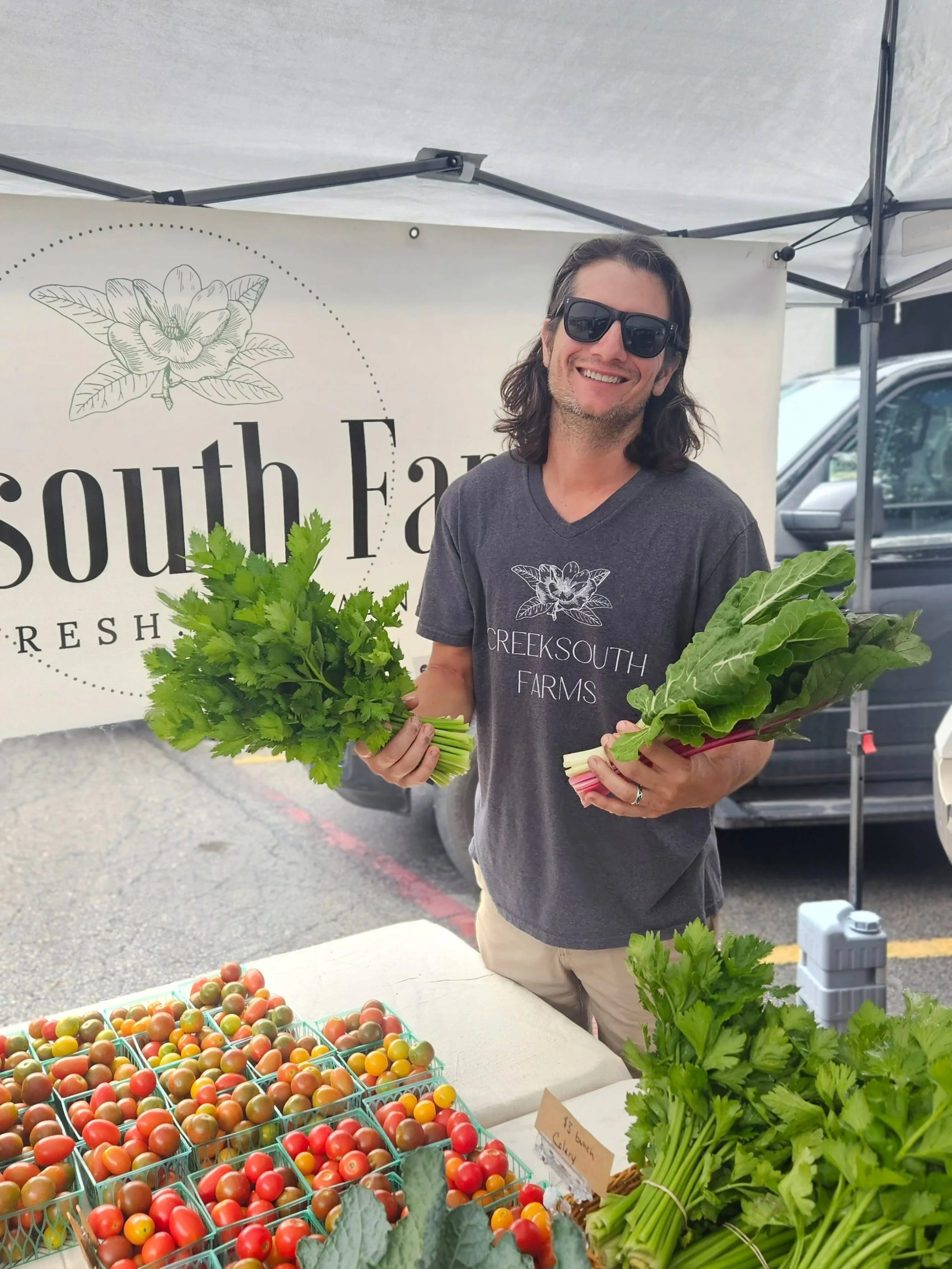 🎉 Happy Birthday to Farmer Jared! 🎉

Want to give him the best birthday gift possible? Come buy these veggies and flowers today at the New Braunfels Farmers Market! 🌻🧅🍅

Nothing says "Happy Birthday" quite like supporting the farm he p