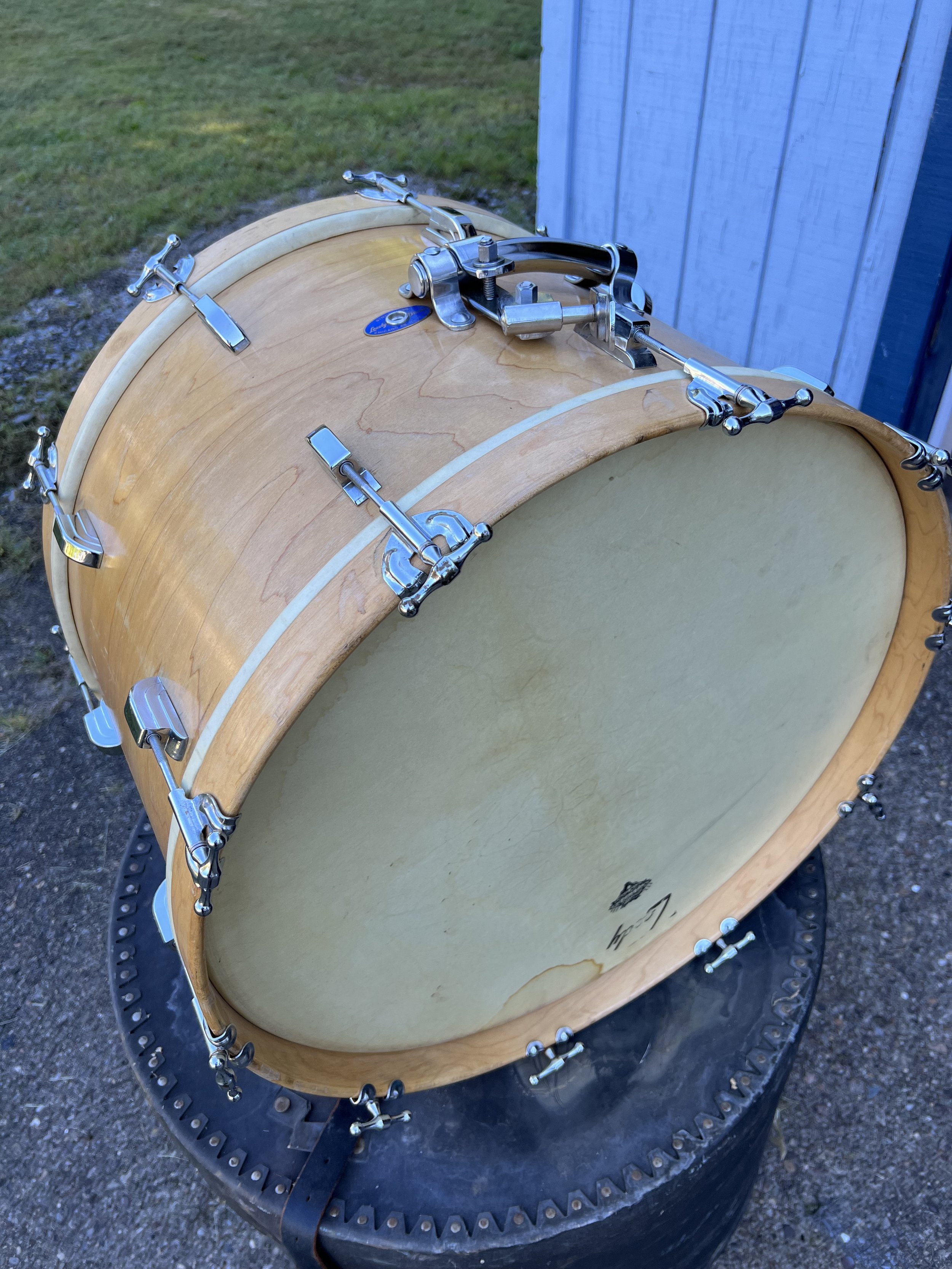 Leedy Bass Drum 14x 22 with Calf skin heads — Drummers Service