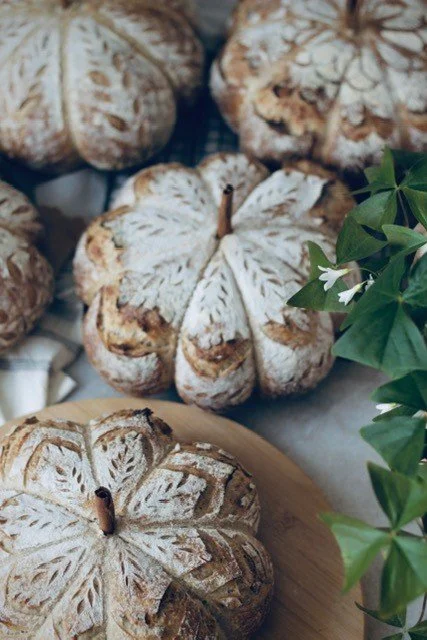 Sourdough Bread - Pumpkin Shape - Chillspice - 2025.jpg