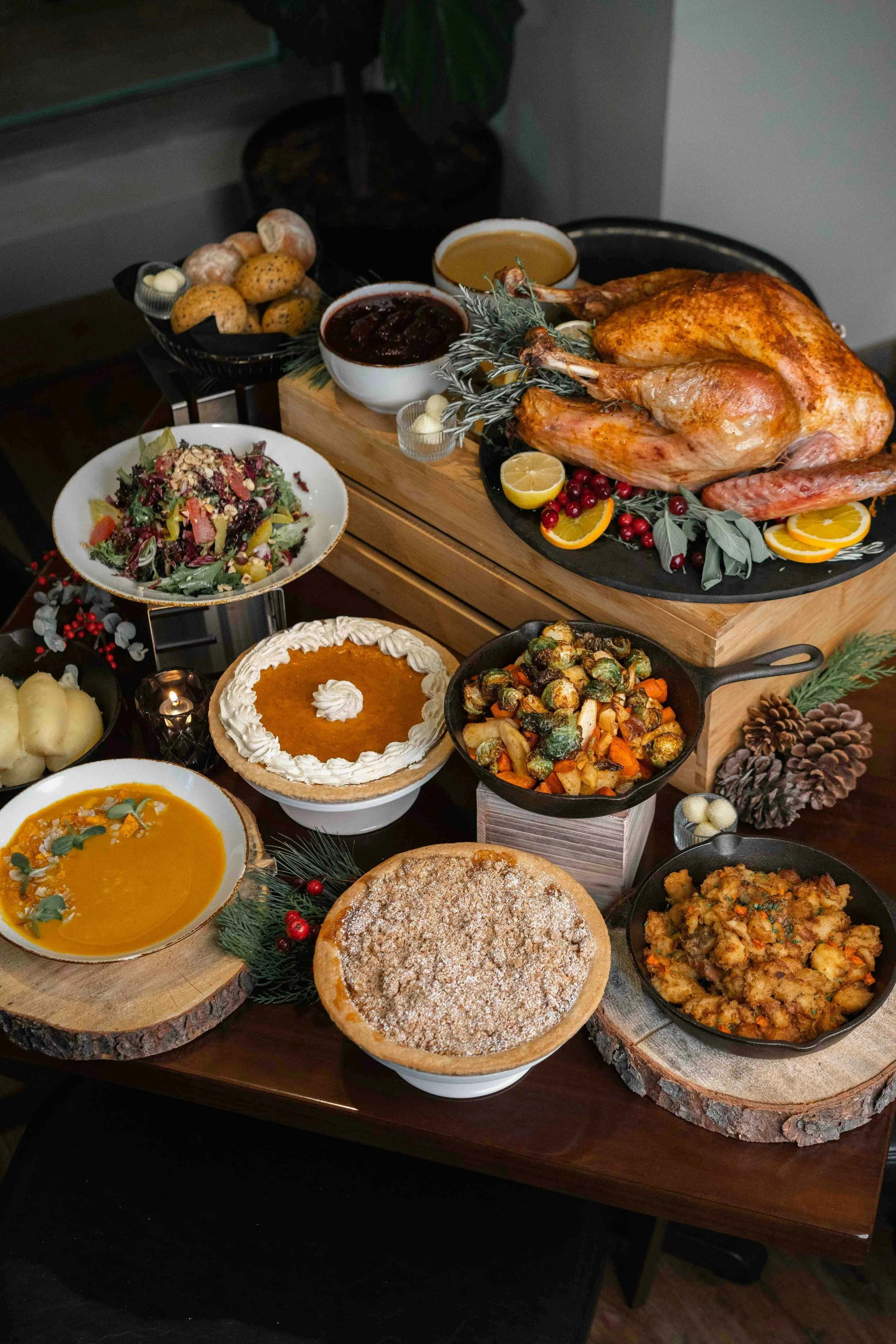 Thanksgiving Table.jpg