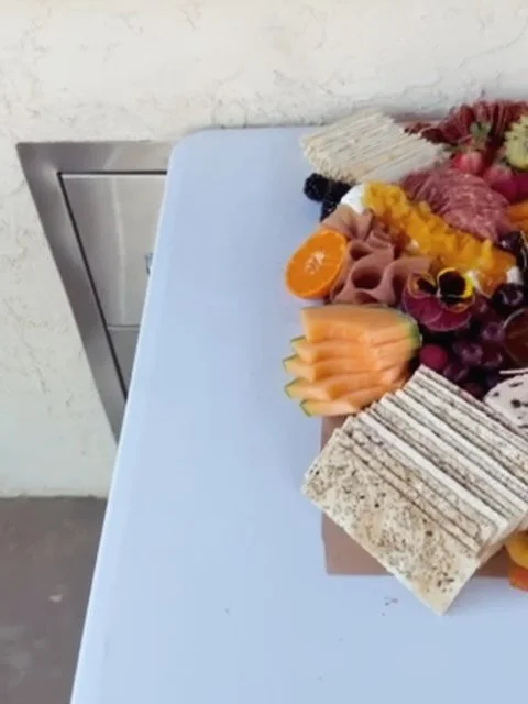 3&rsquo; flatlay &bull; perfect appetizer for your party! 

#northcounty #eventcatering #charcuterie #sandiego 

Would you order for your event?