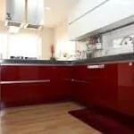 STAYING SAFE IN THE KITCHEN
