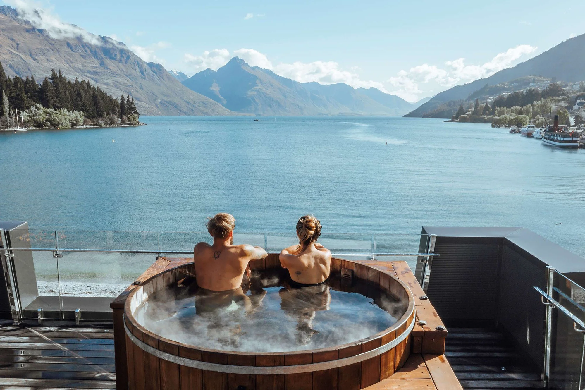 Combo-Trips-6-New-Zealand-Eichardt's Private Hotel.jpg