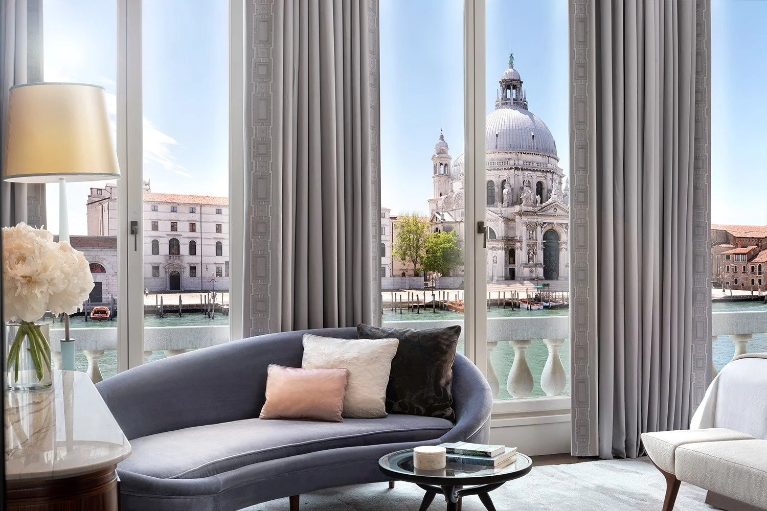 Journeys-with-a-View-10-Room-St-Regis-Venice-4.jpg