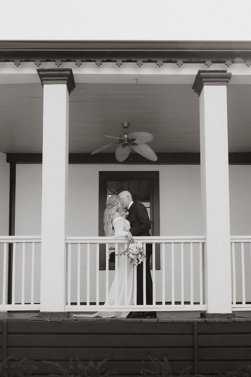 Nashville-Tennessee-Caleb-Gabri-The Estelle-Wedding-Photos-Lrow-Photography57.jpg