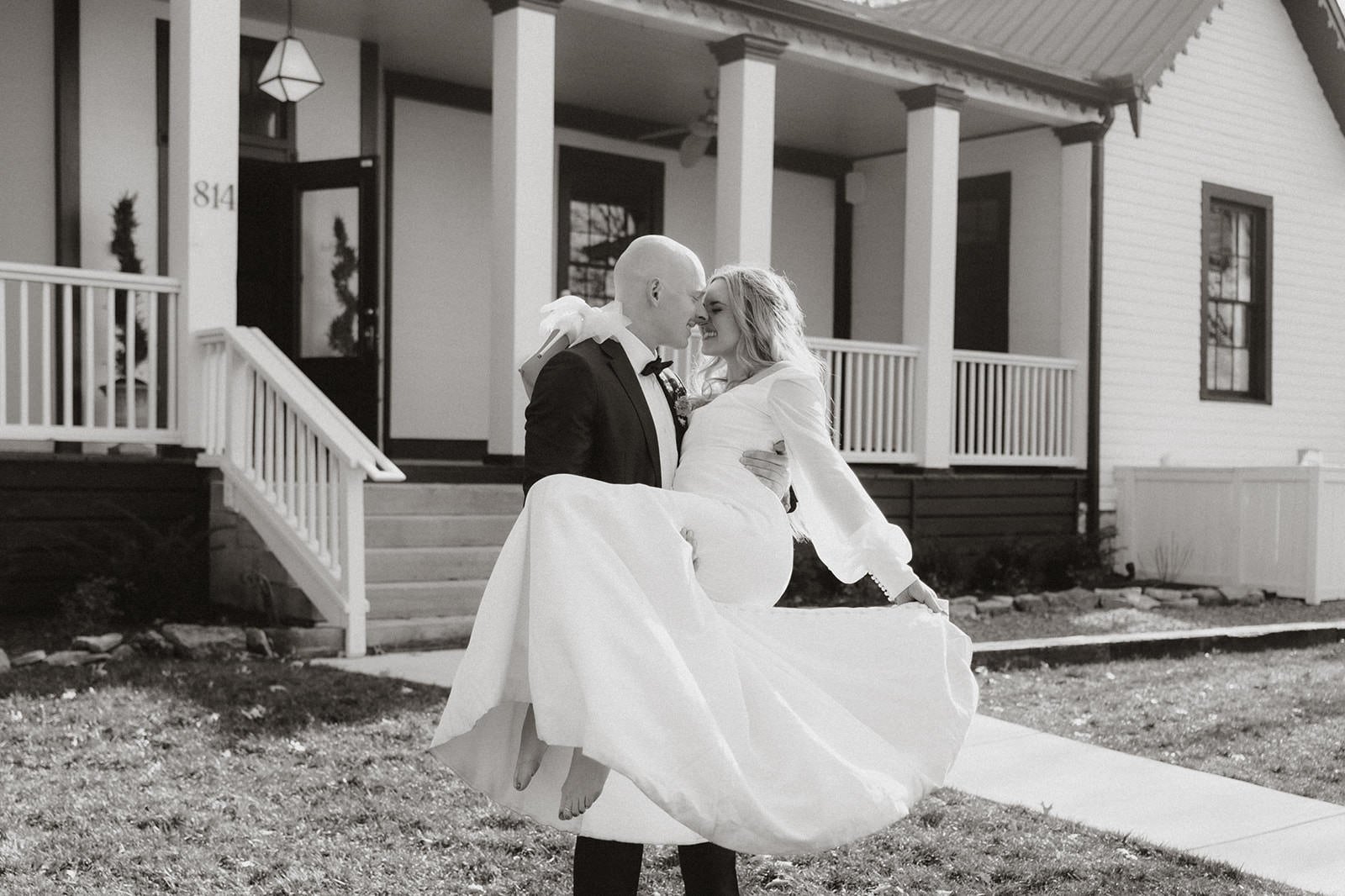 Nashville-Tennessee-Caleb-Gabri-The Estelle-Wedding-Photos-Lrow-Photography143.jpg