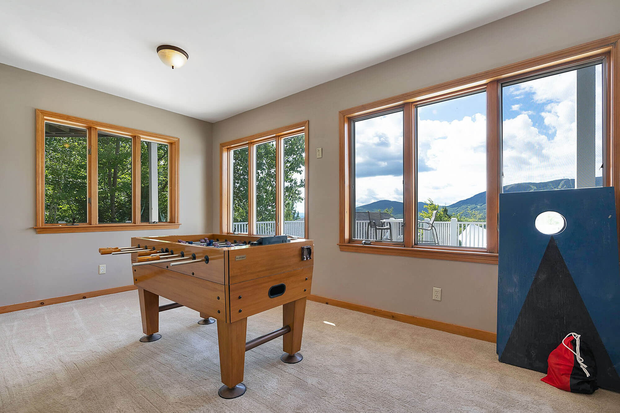 83-web-or-mls-37MammothLane-106.jpg