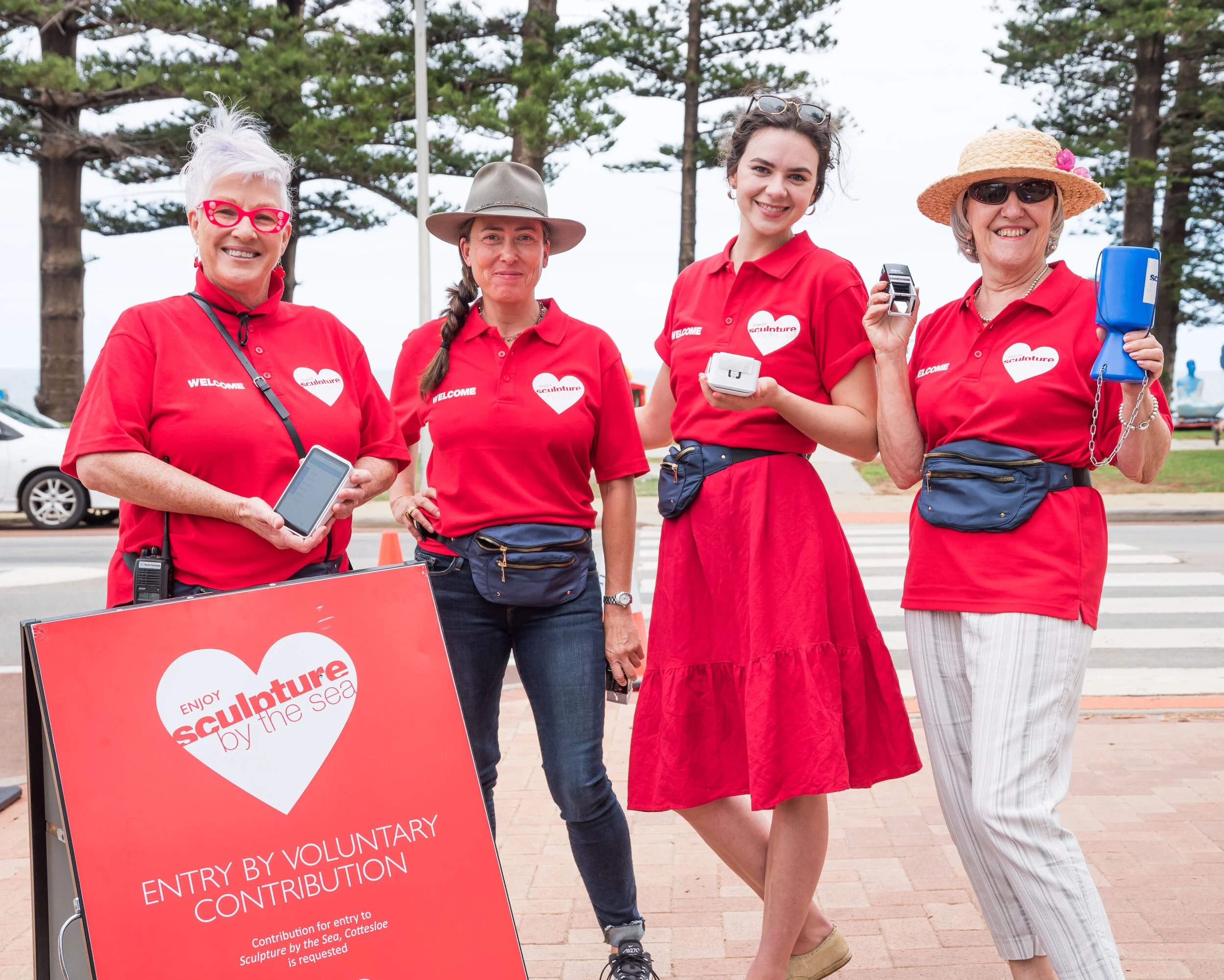 Fundraising_SxSCottesloe2020_PhotoRichardWatson (6).jpg