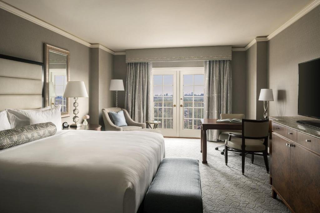 ritzroom.jpg
