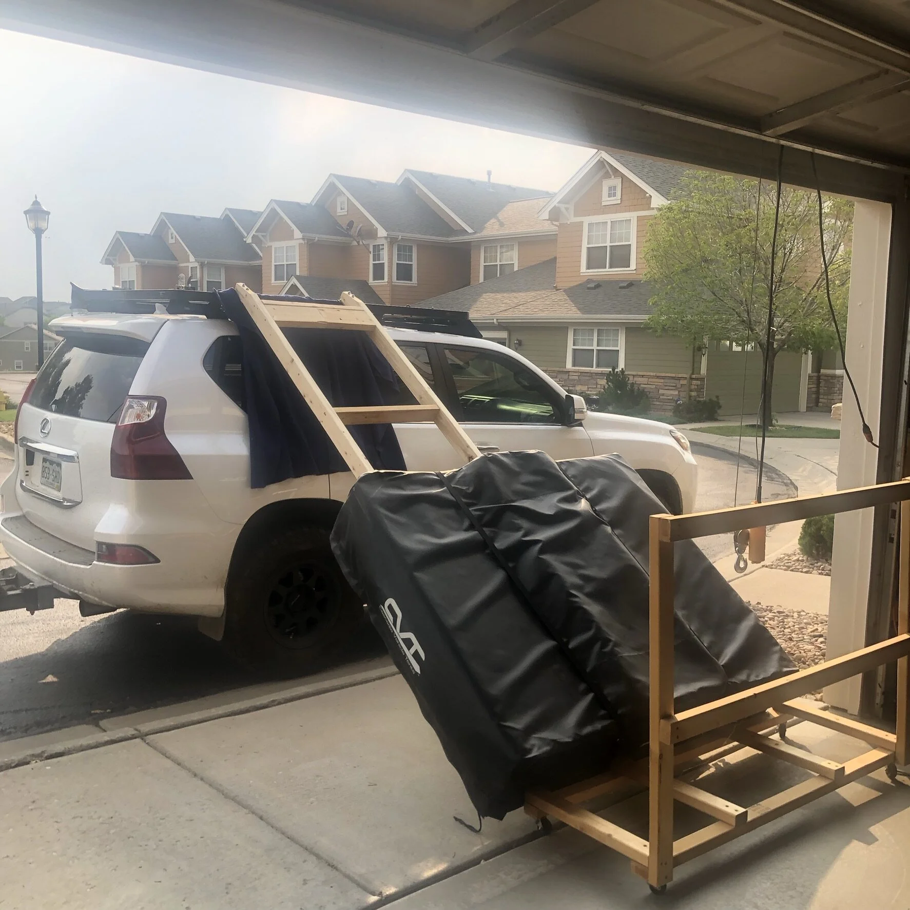 Tent Loader RTT 1 (2).JPEG