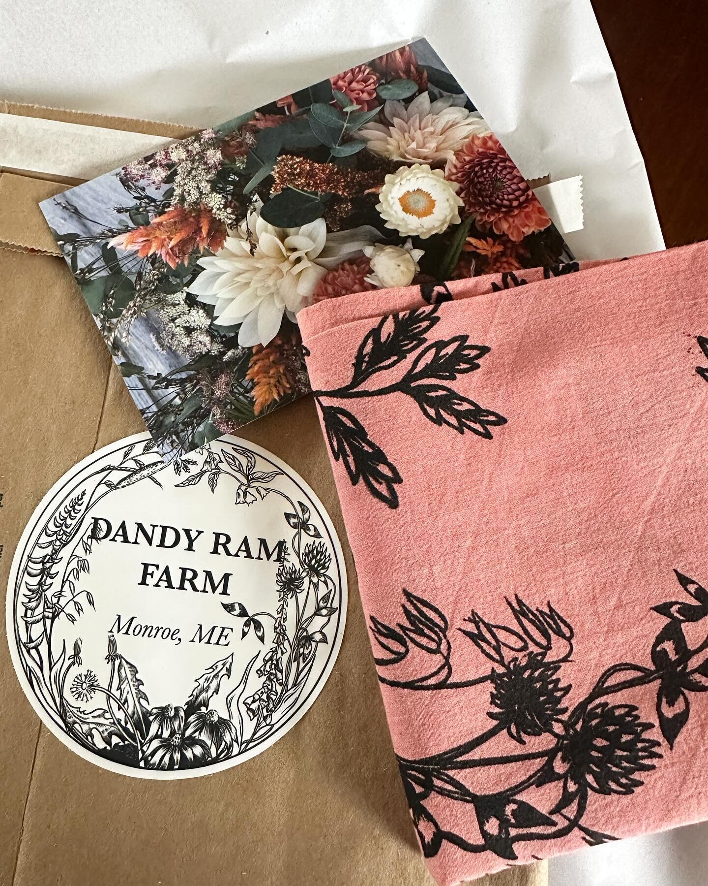 Yes we ship year round! Even when things are slow growing in the farm fields, everlasting florals and plant dyed organic cotton bandanas ship out each week around the country. The new bouquet sleeve sticker is getting some air time on packages before