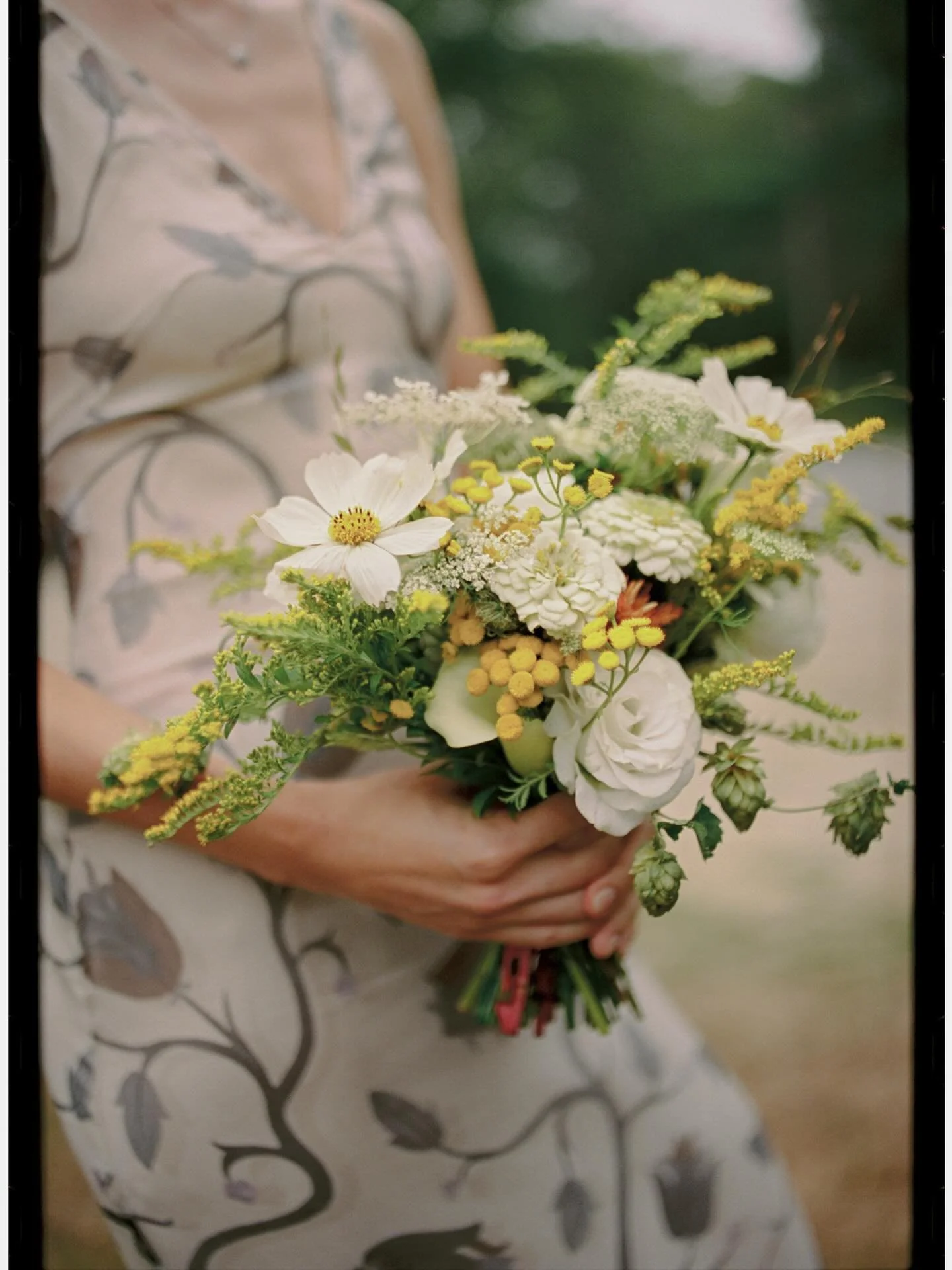 Hold a garden in your hand when you say &ldquo;I do&rdquo;! Now is the time to reach out about 2026 wedding florals- we are ready to grow and design for you. Get in touch through our wedding page on the website.

Loved the yellows from our 2025 seaso