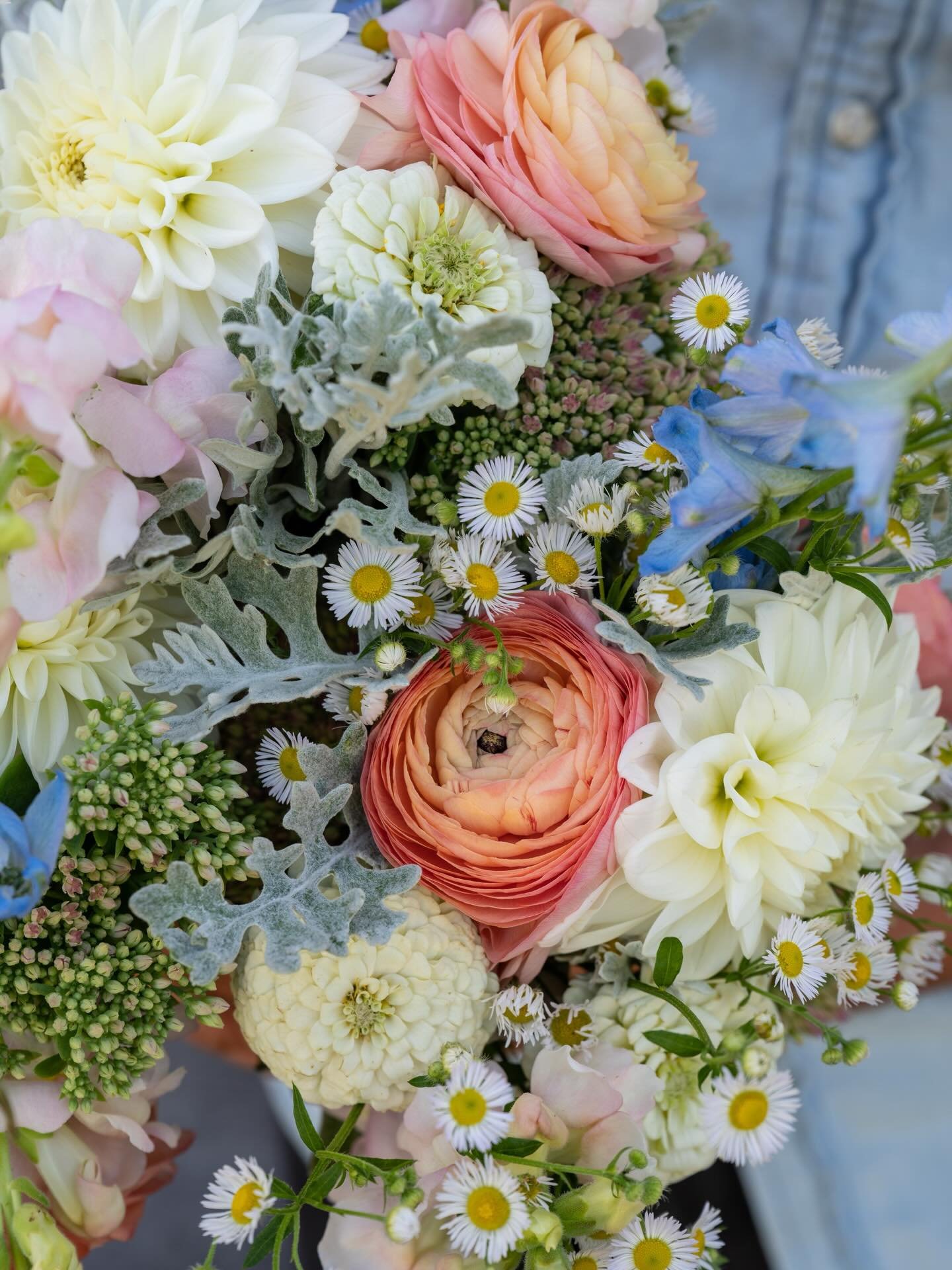 Sending love out today and everyday! While we don&rsquo;t sling blooms until late April, here are some flower friends that have bouquets out in Maine today (think tulips!). Check em out for the list of places you can find their goods. Thanks for supp