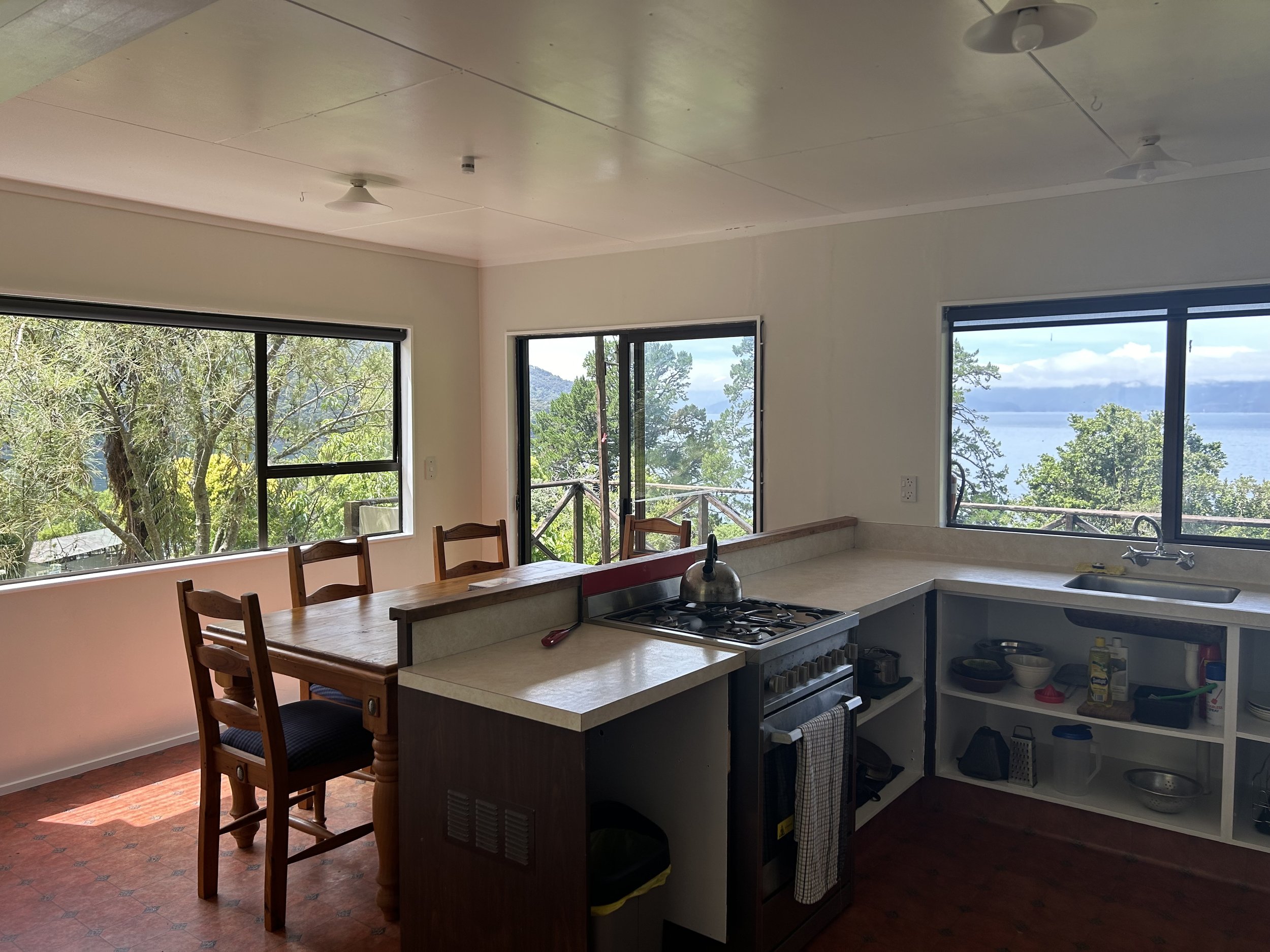 Kitchen / Dining