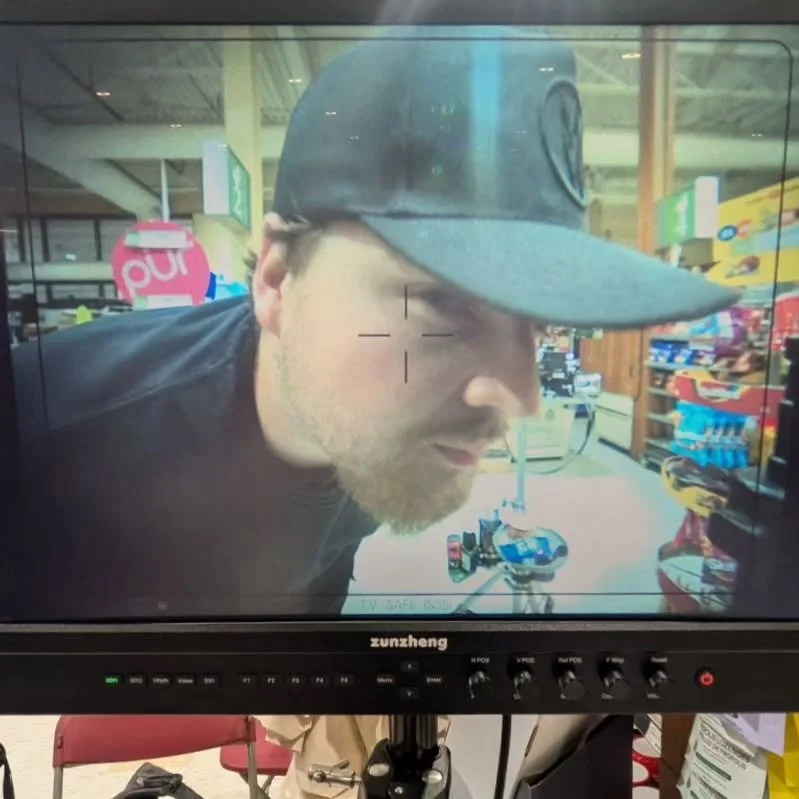 &quot;Is my eye big? Good, good, that means progress&quot; - The Family Guy

Just out here lighting 

@robmentov @meto_______