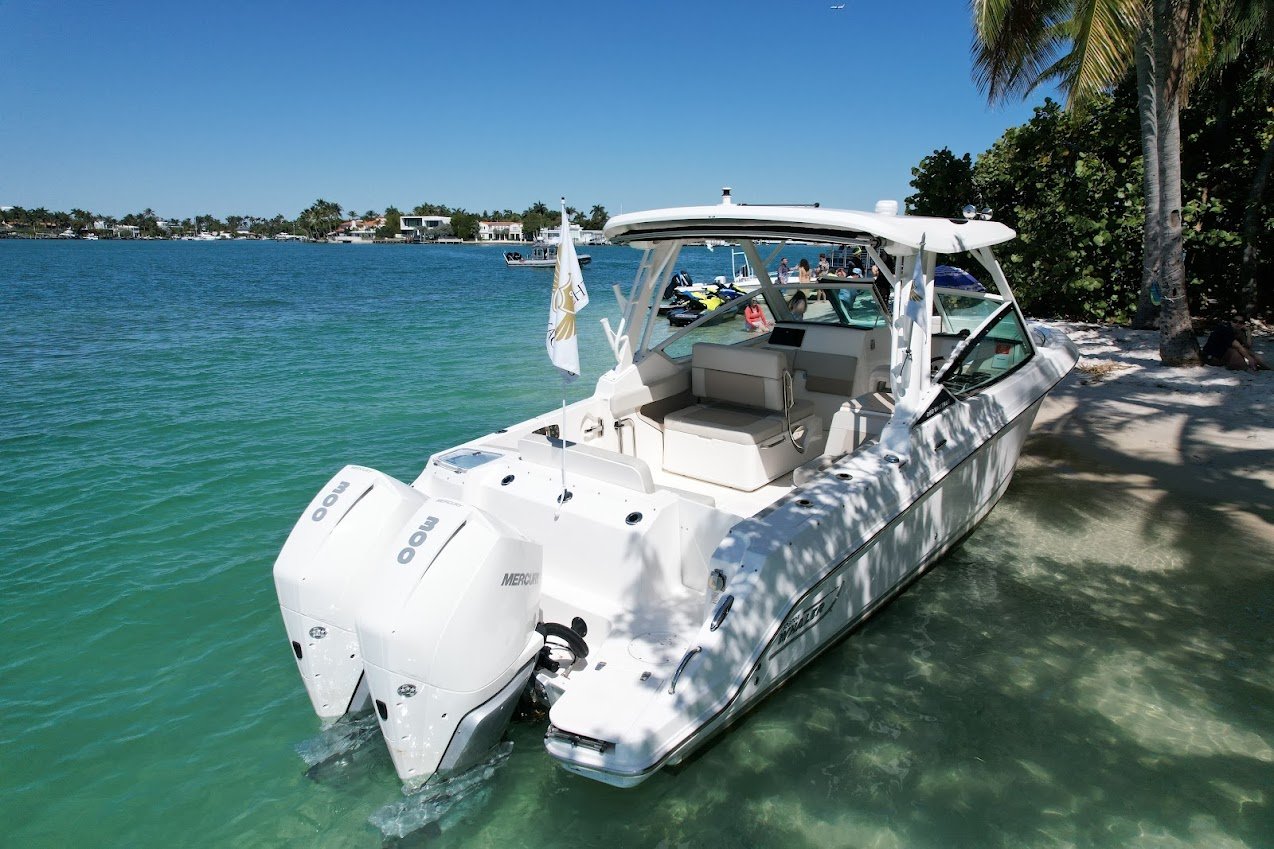 28' BOSTON WHALER - FREE YACHT MIAMI 2.jpeg