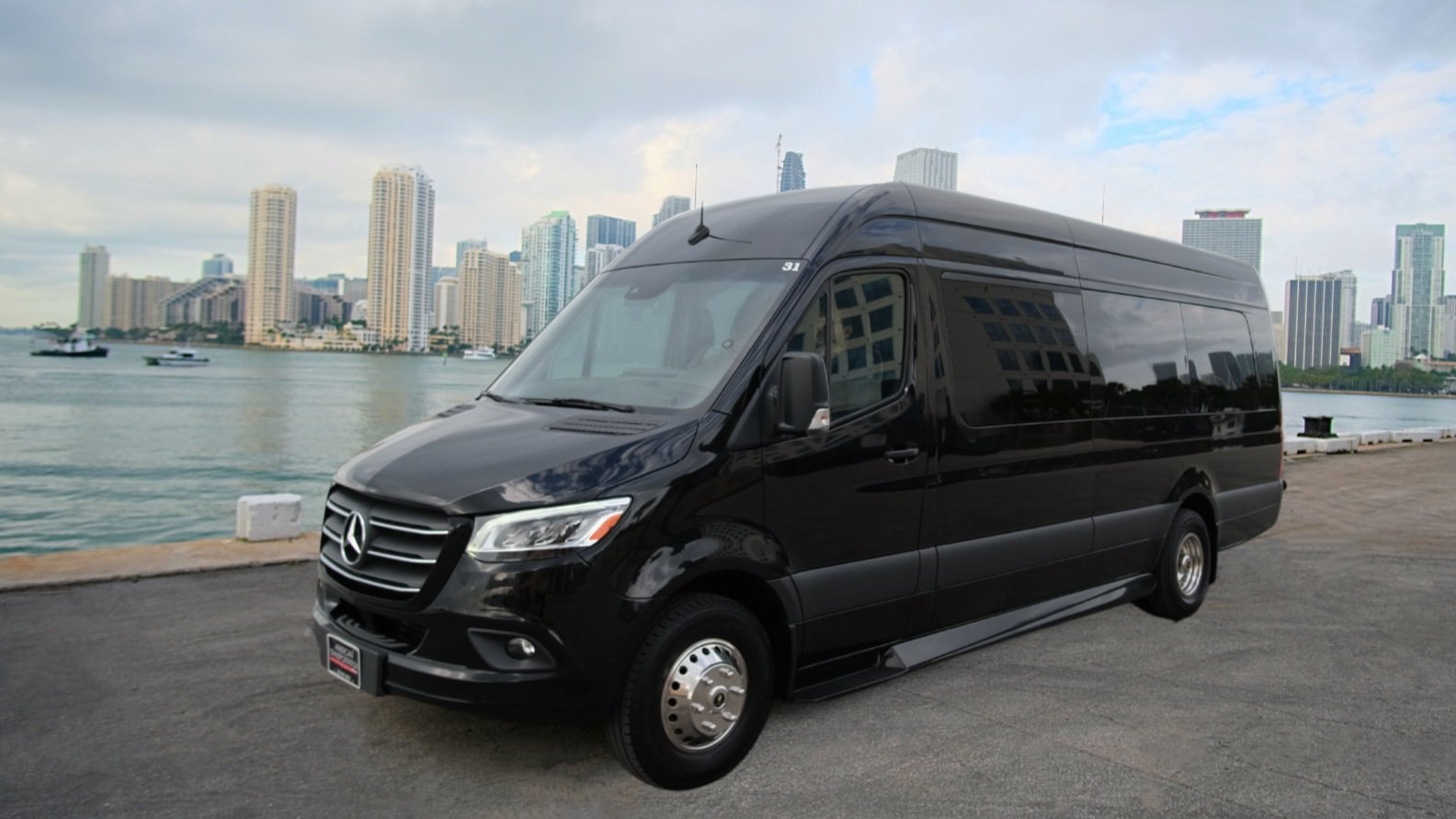 SPRINTER+LIMO+-+FREE+LIMOUSINE+MIAMI+2.jpg