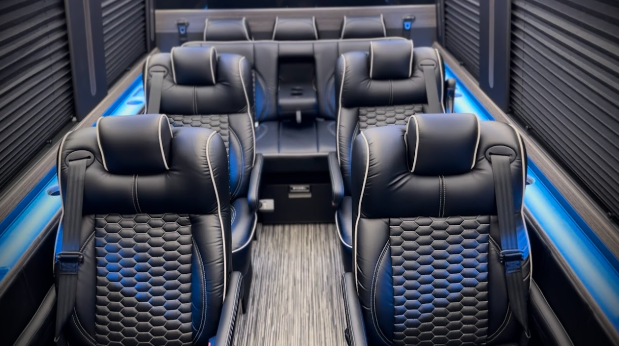 MERCEDES SPRINTER JET - FREE MIAMI 4.png