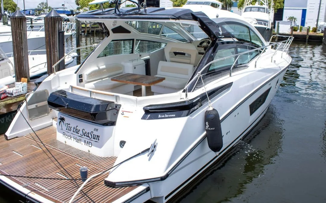 42 beneteau free miami yacht 1.jpeg