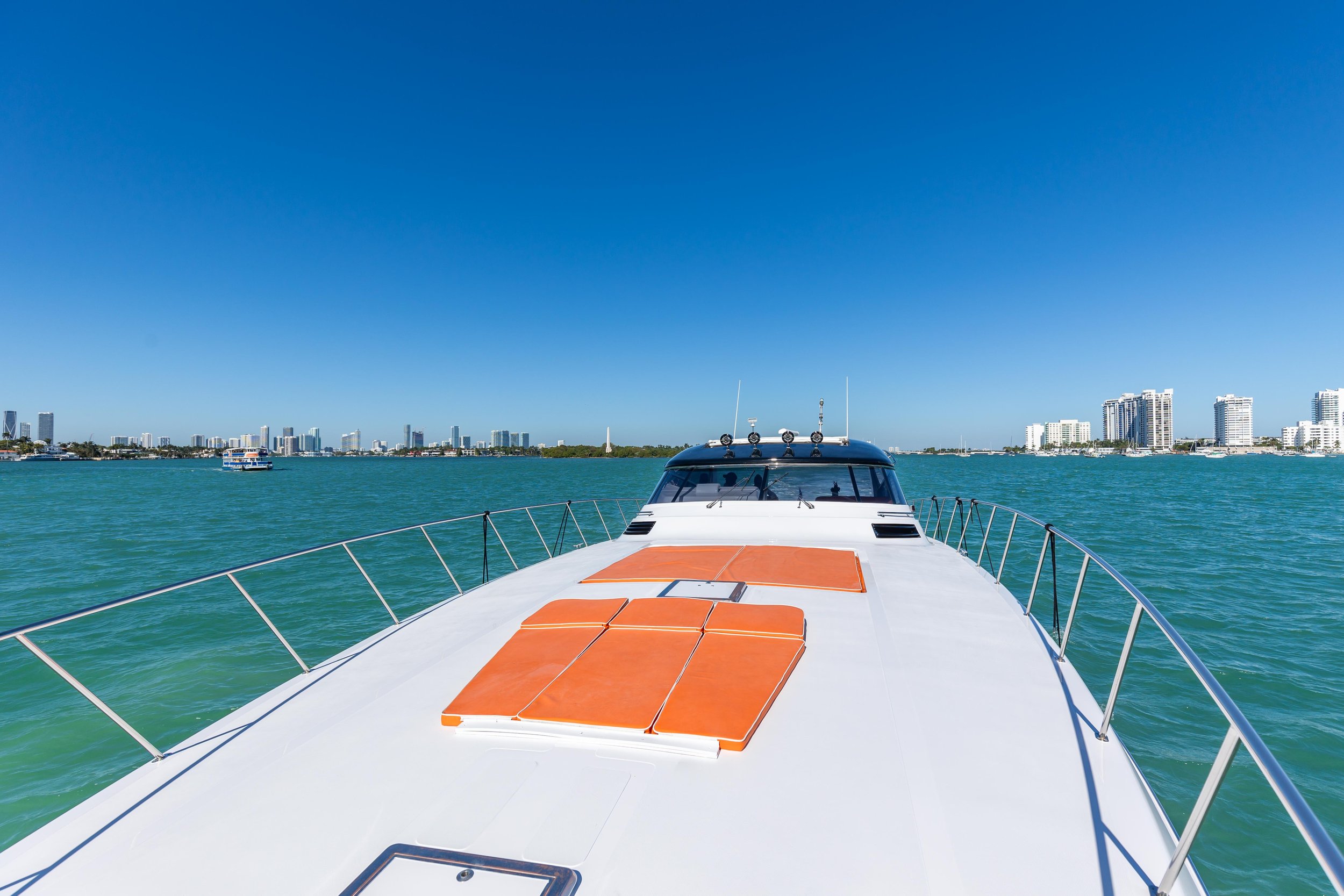 80' BAIA PANTHER - FREE YACHT MIAMI 2.jpg