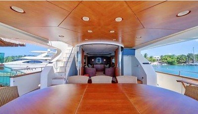 100' AZIMUT JUMBO - FREE YACHT MIAMI 4.jpeg