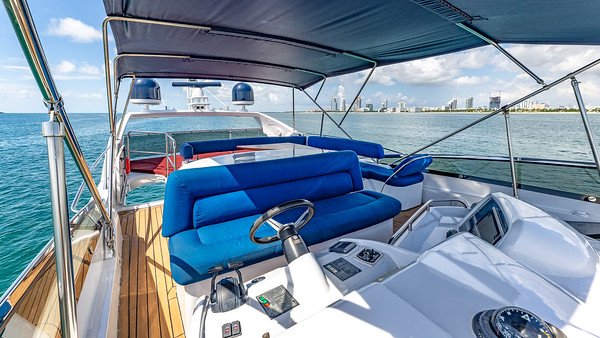 75' SUNSEEKER MR - FREE YACHT MIAMI 5.jpeg
