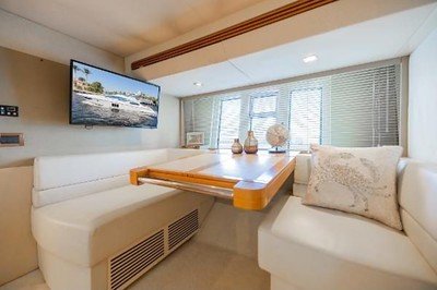 60' AZIMUT R - FREE YACHT MIAMI 6.jpeg