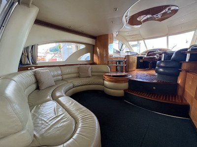 55' AZIMUT MR-S - FREE YACHT MIAMI 4.jpeg
