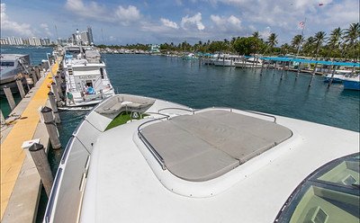 116' BAGLIETTO - FREE YACHT MIAMI 6.jpeg