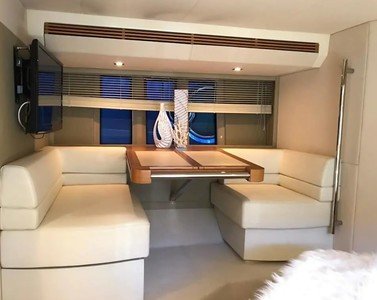 60' AZIMUT R - FREE YACHT MIAMI 7.jpeg