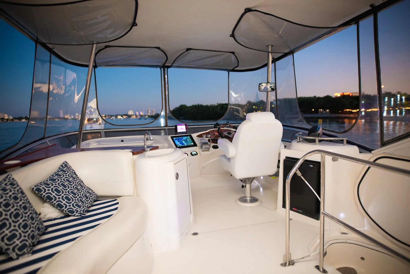 45' Meridian - free yacht miami 4.jpg