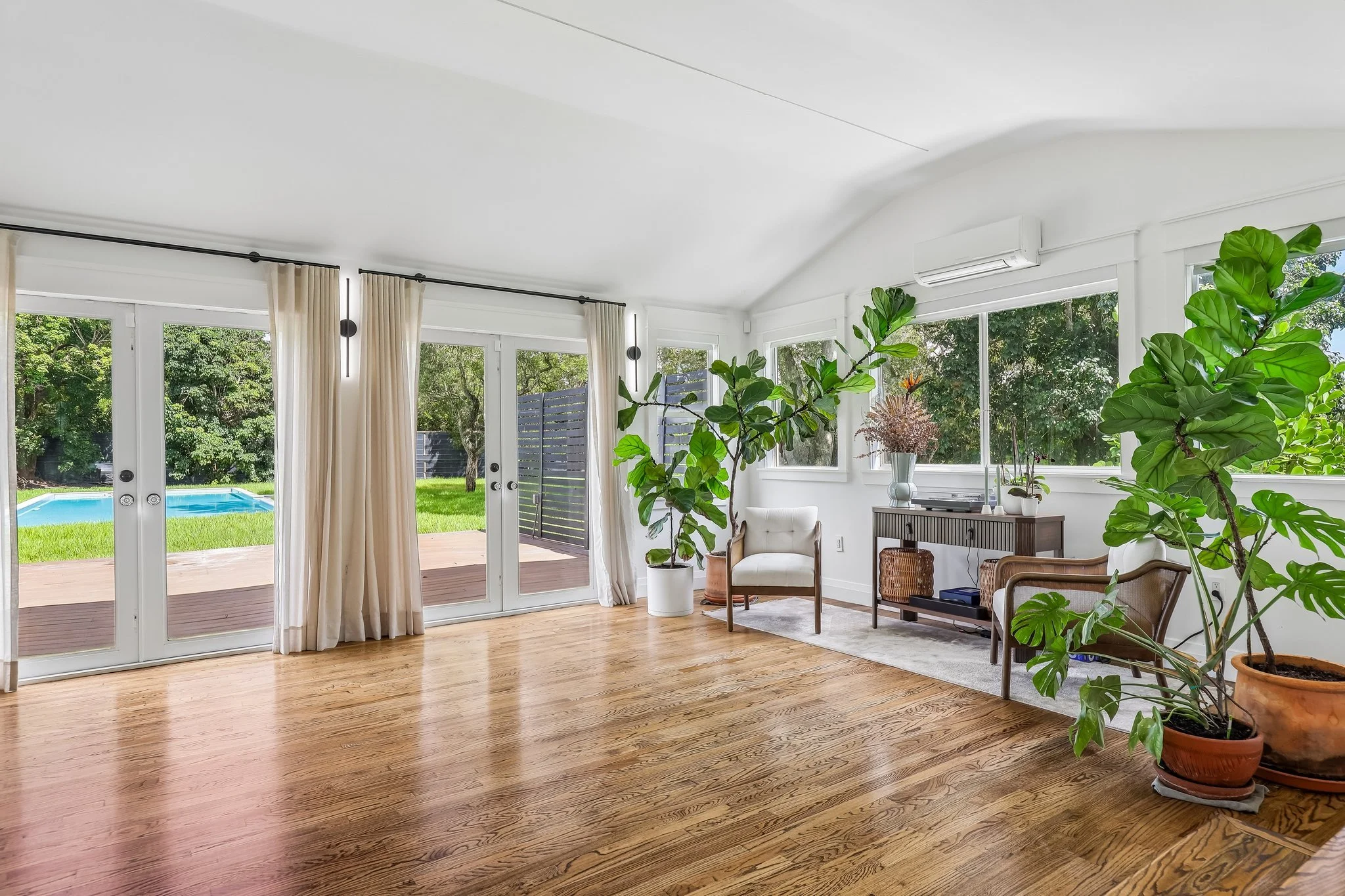12-web-or-mls-SW 50th Street-S2609-012.jpg
